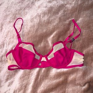 NWT Victoria’s Secret Bra - Size 34B - matching panties listed separately